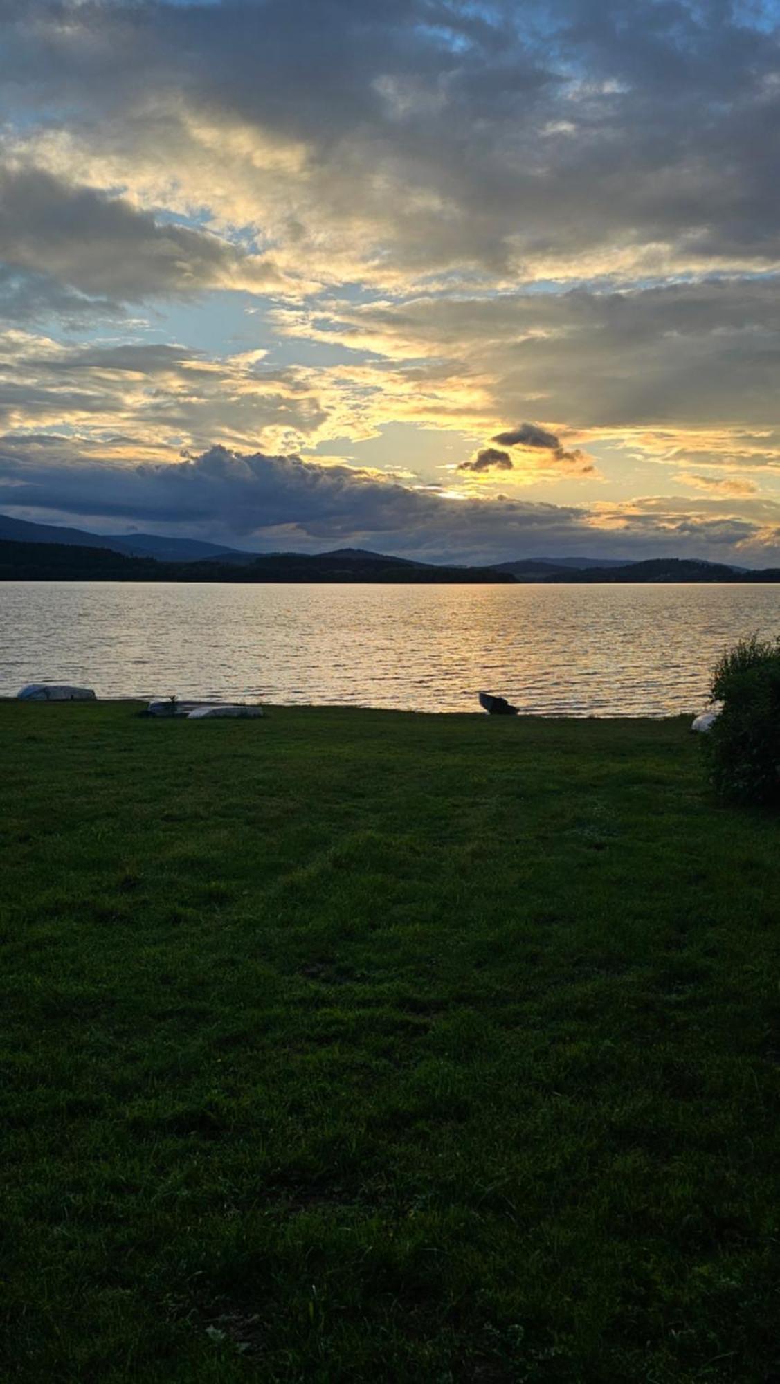 Apartman Jestrabi Lipno Cerna v Posumavi Luaran gambar